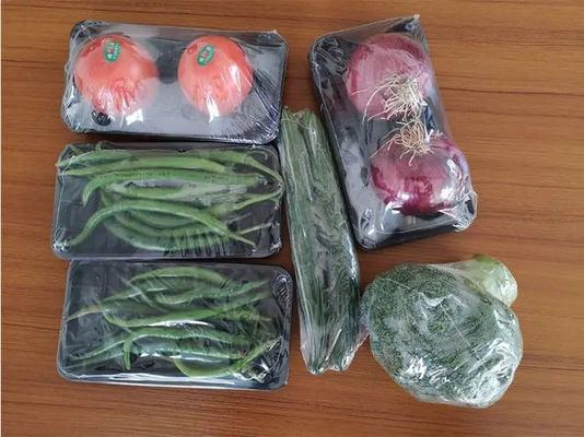Frutos vegetais da máquina 220v do envoltório do psiquiatra do calor do filme de POF com bandeja