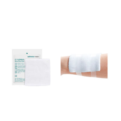 Máquina de empacotamento lateral Gauze Packing Machine médico mecânico do selo 2.5KW 4