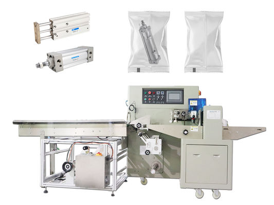 Máquina de embalagem horizontal do envoltório do fluxo da máquina pneumática da película de embalagem do PE