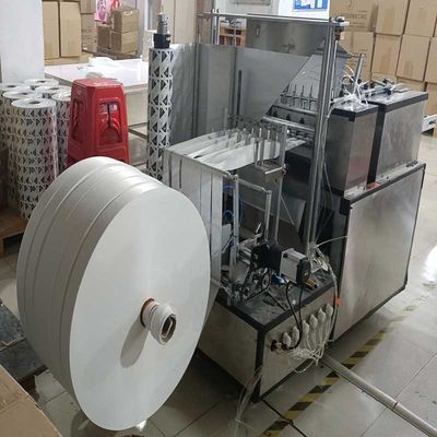 Máquina de embalagem de vedação de quatro lados de filme composto de papel AL com pre-pads de separação de álcool