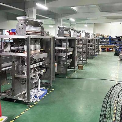 Máquina de embalagem automática controlada por PLC 10 linhas para 2-5 g de chá verde em pó